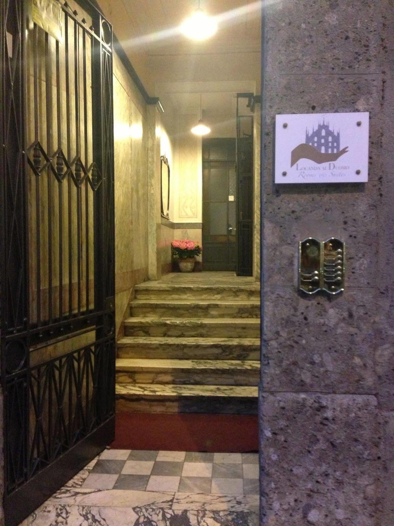 Locanda Duomo Milano Esterno foto
